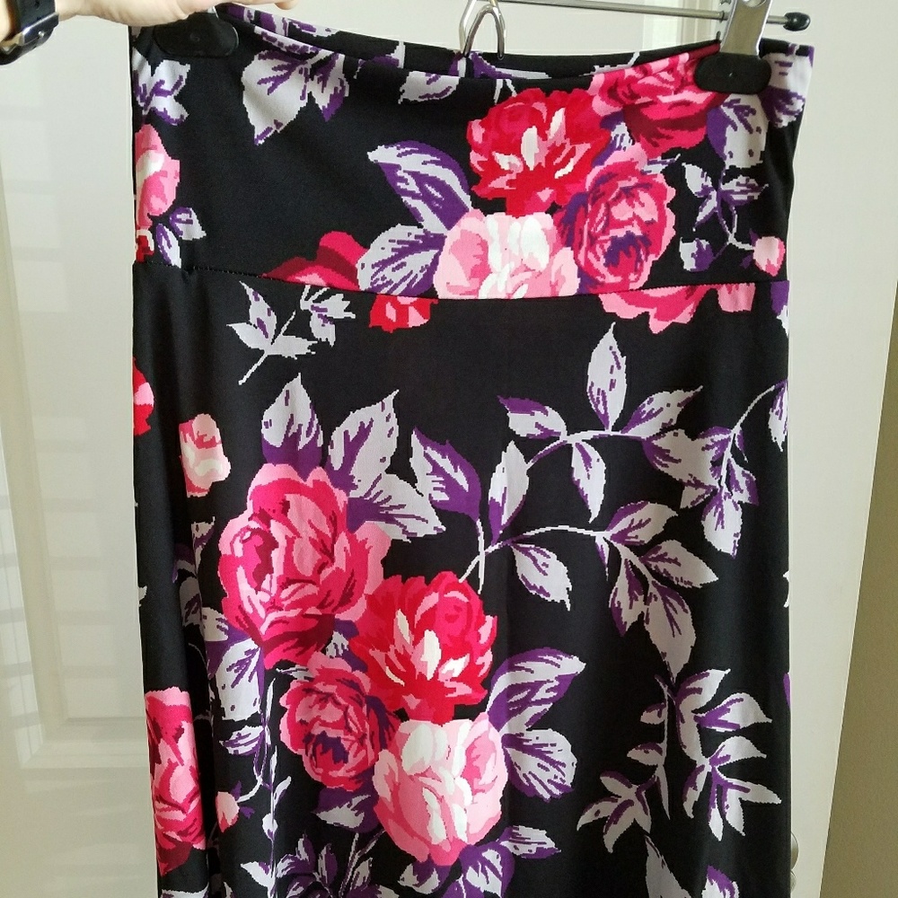 LuLaRoe Azure skirt